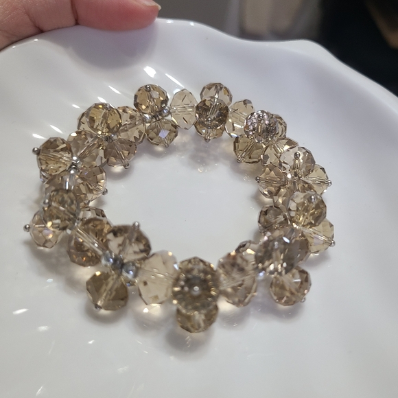 Chunky Champagne Gold Crystal Cluster Acrylic Beaded Boho Stretchy Bracelet - Picture 5 of 8